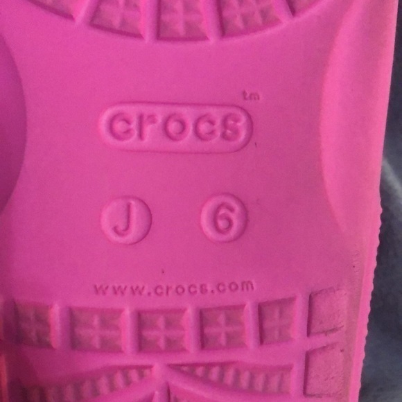 CROCS Classic Slides Taffy/ Bright Pink‎ Sandals/ Women's Size J6 - Picture 5 of 8